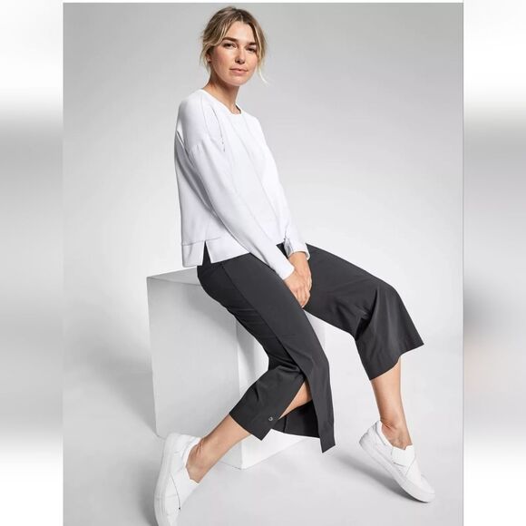 Athleta Tribeca Pants Womens Size 2 Black Crop Wide Leg Snap Legs Athleisure - Picture 1 of 7